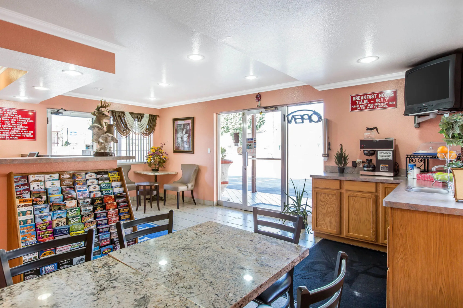 Studio 6 Suites – San Bernardino, CA