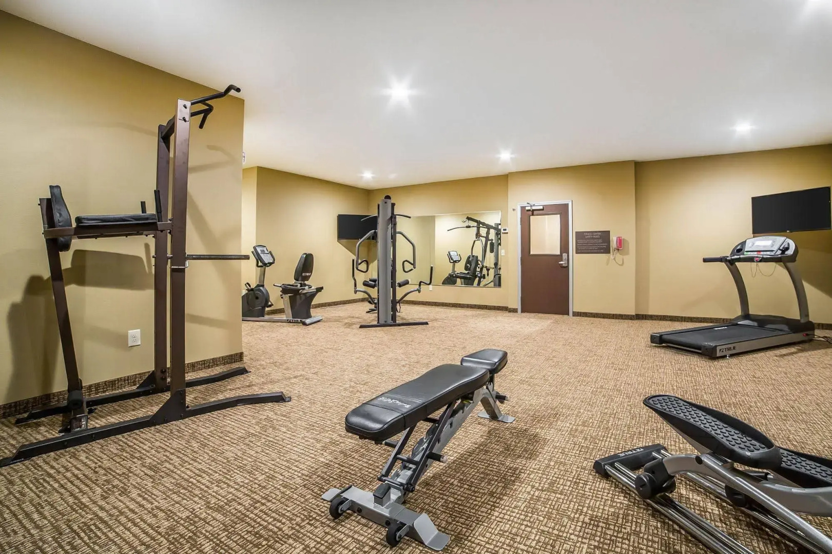 Comfort Inn & Suites Near Mt. Rushmore