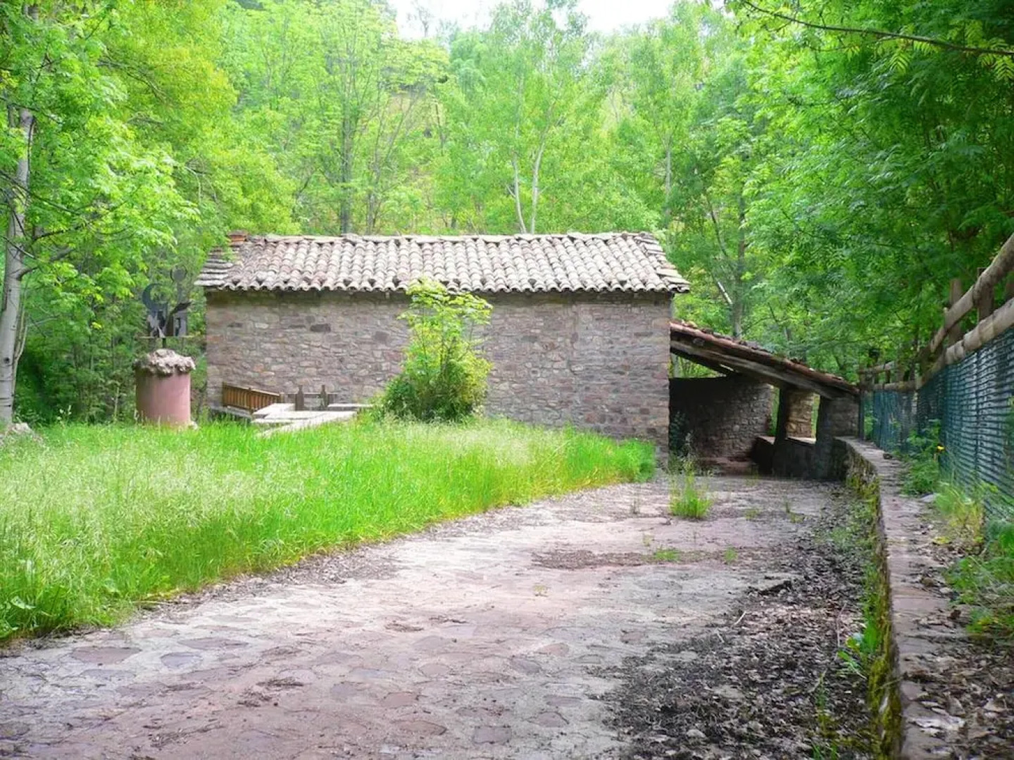 Apartment With 2 Bedrooms in Laspaúles, With Wonderful Mountain View and Wifi - 44 km From the Slopes