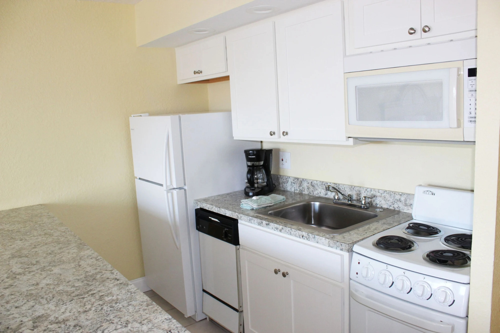 Holiday Shores Beach Club