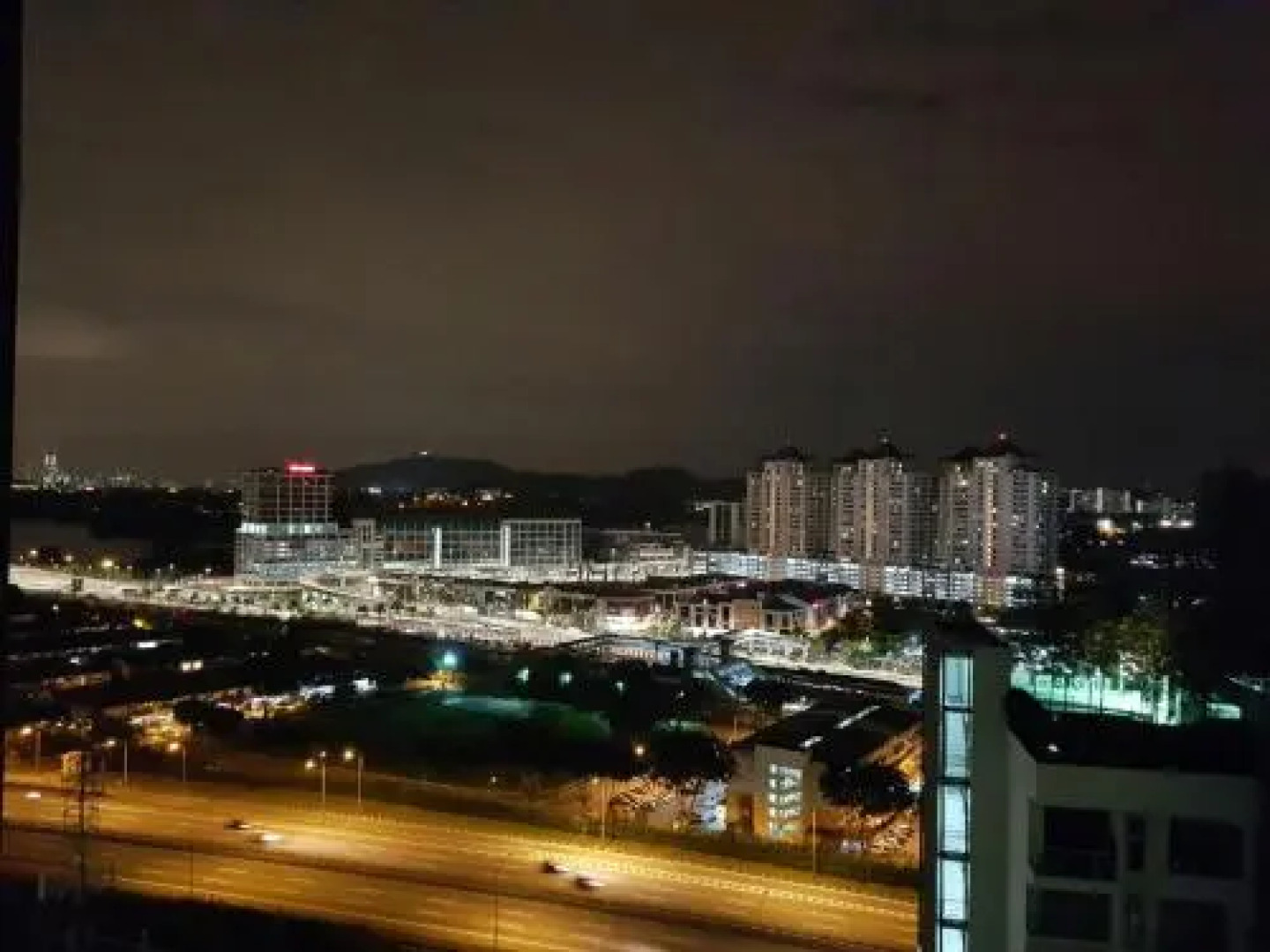 Skyview Univ360 Place Facing Mines Lake