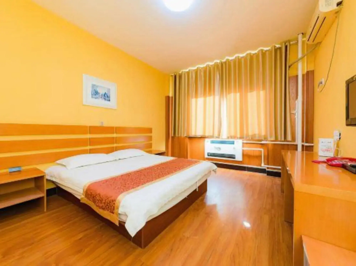 Aike 88 Hotel (Guangrao Bus Station Chengnan Wholesale Market Branch)