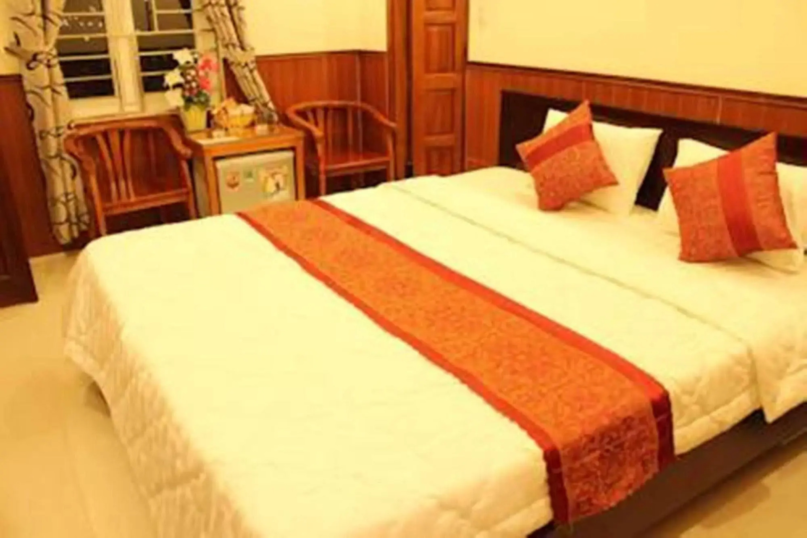 Cau Rong Hotel