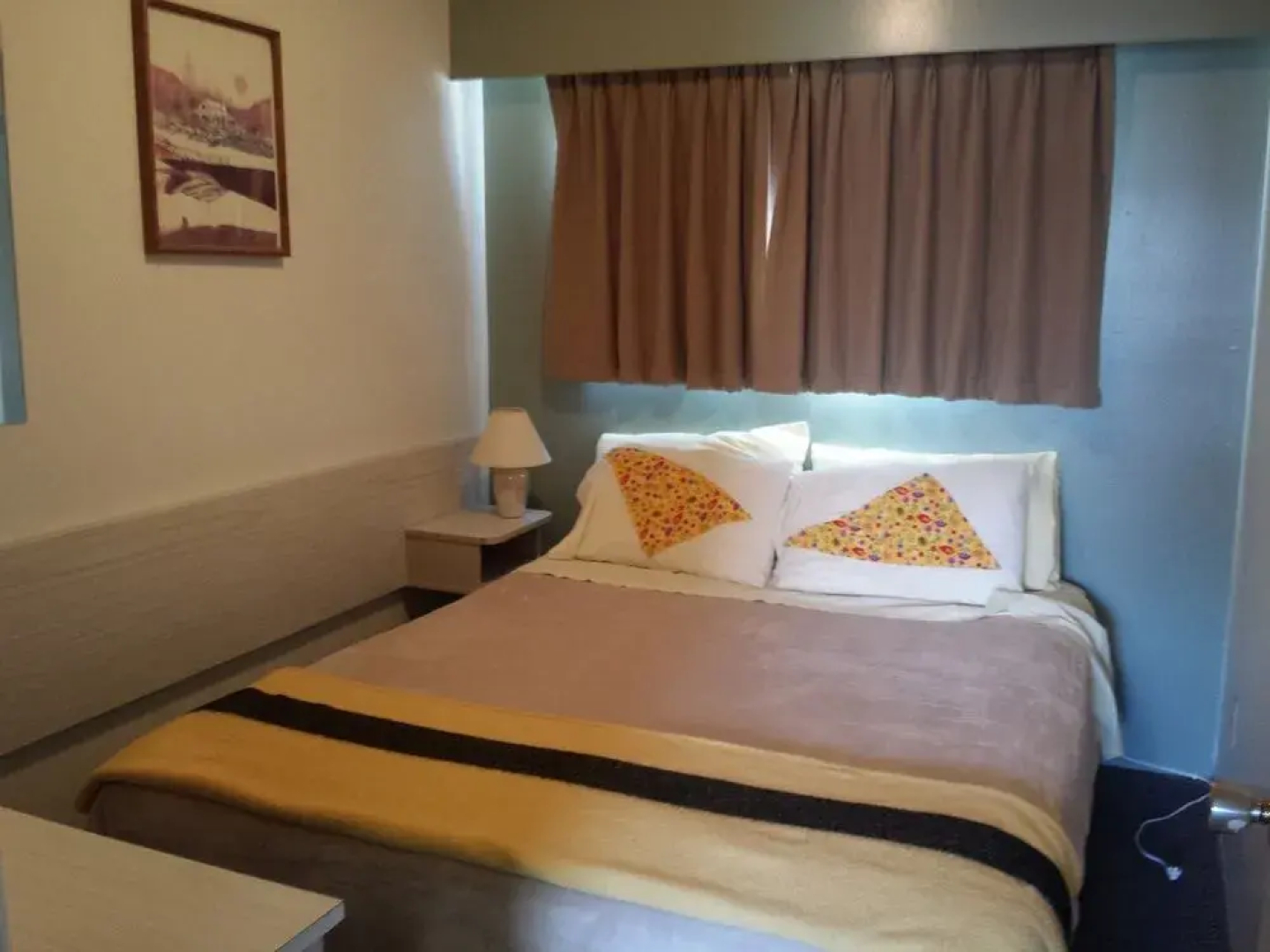 Riviera Motel