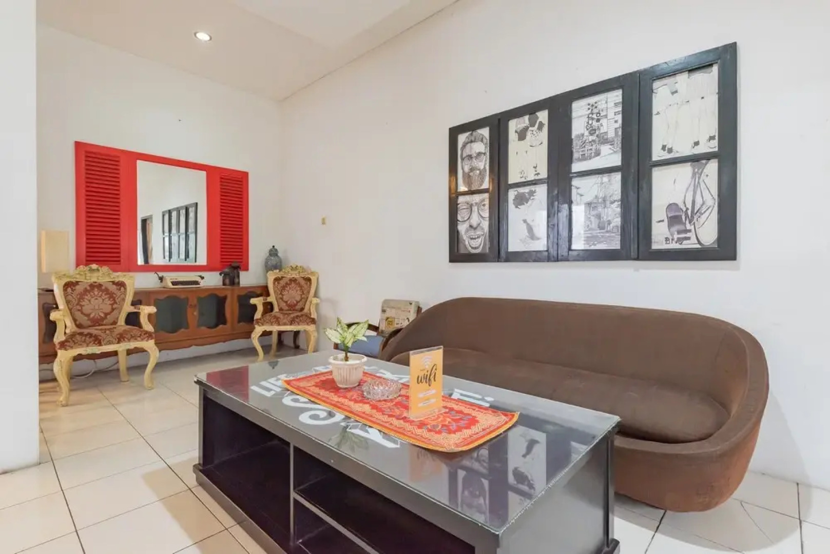 RedDoorz near Alun-alun Kota Sukabumi