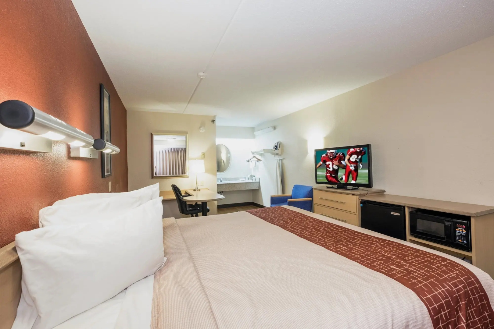 Red Roof Inn Cincinnati - Sharonville