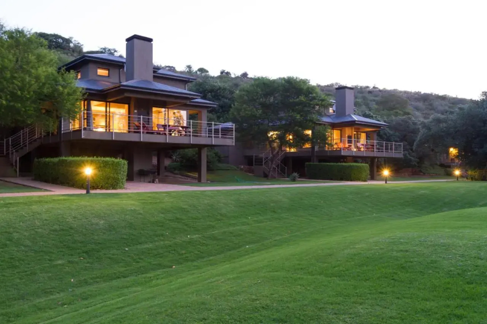 Stonehill River Lodge