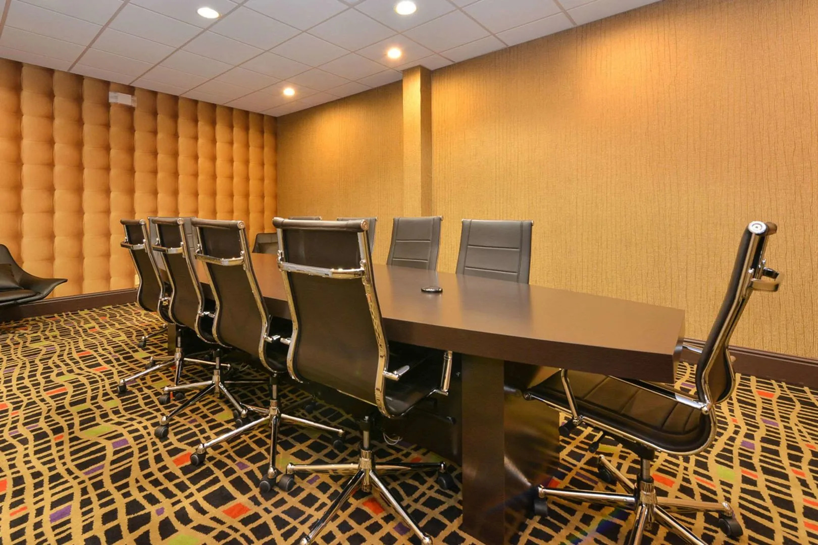 Holiday Inn Nashville Downtown - Stadium by IHG