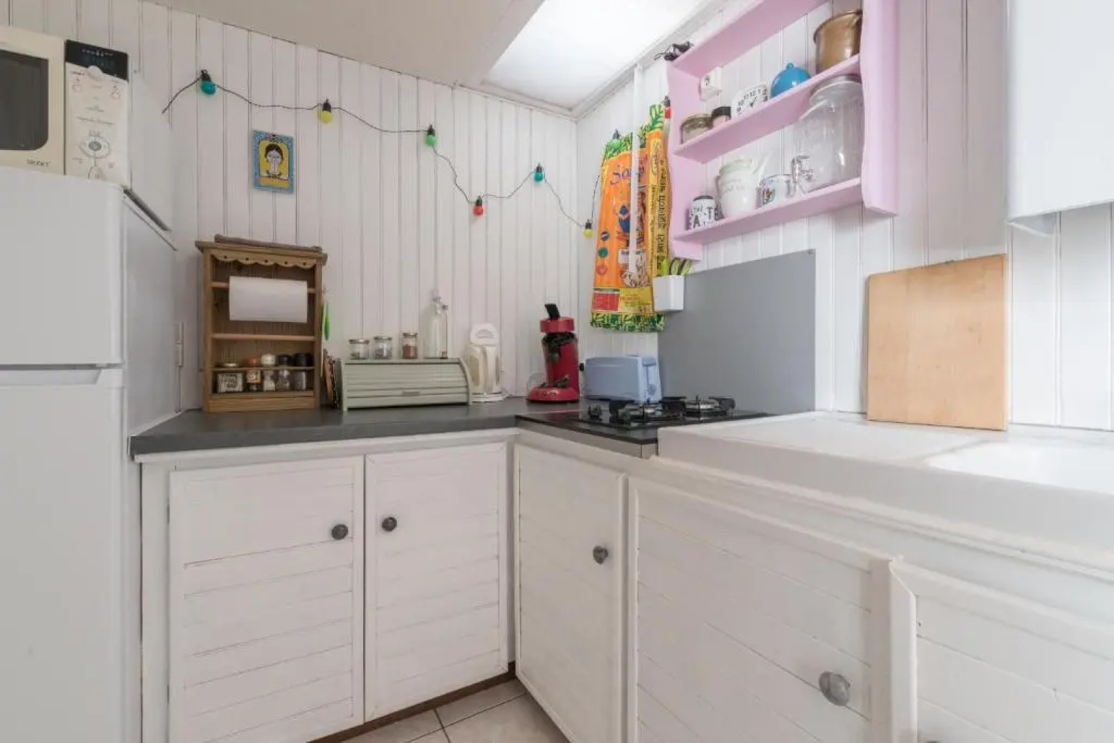 Charmante petite maison à 50m de la plage