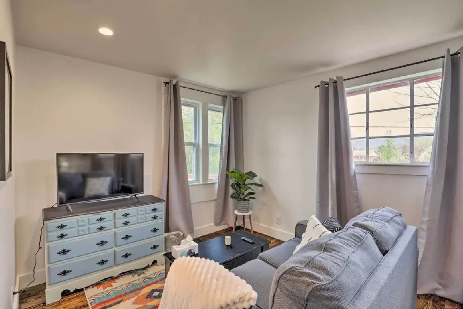 Weaverville Studio ~ 9 Mi to Dtwn Asheville!