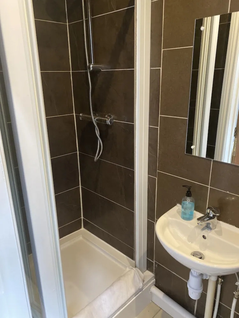 2 En-suite Bedrooms Flat in Kidlington ,oxford
