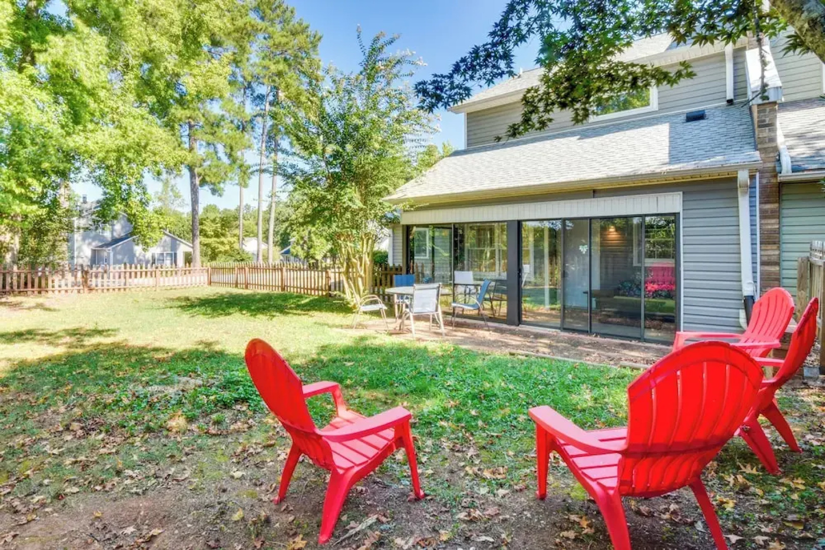 Seneca Escape w/ Screened Patio: Near Lakes!