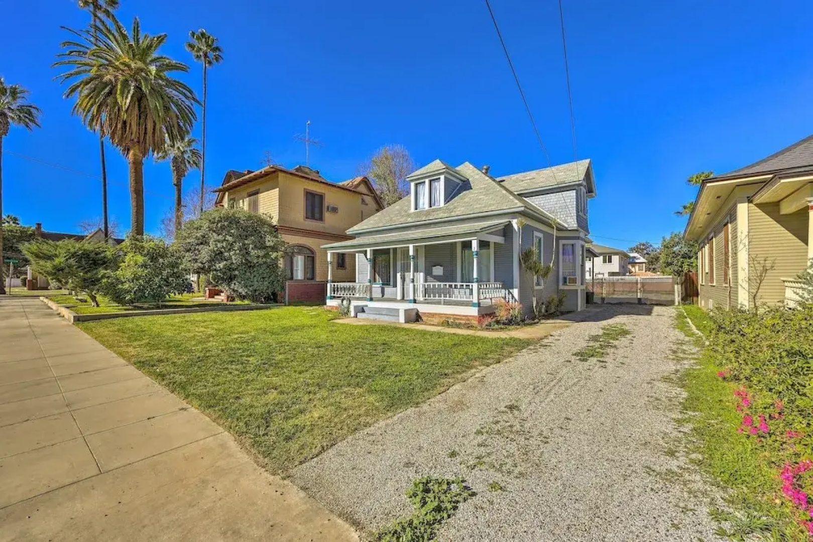 Riverside House w/ Yard ~ 1 Mi to Downtown!