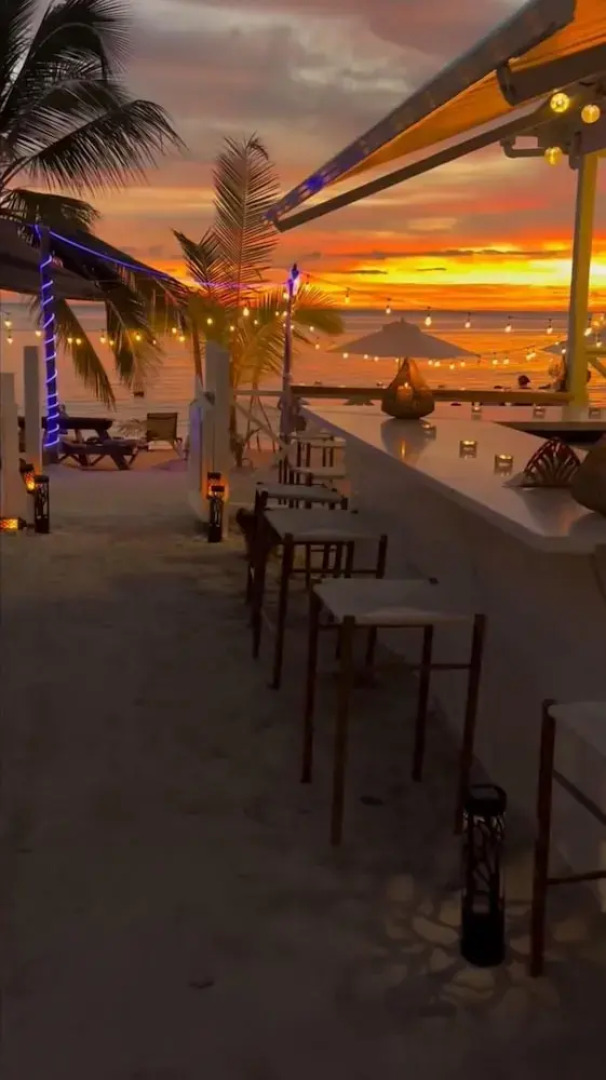 Casa Rosada Beach Front