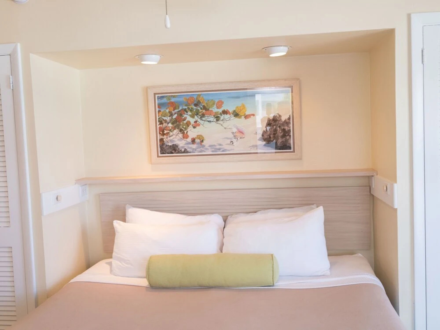 Deluxe Ocean View Villas - Just Steps From White Sand Beaches