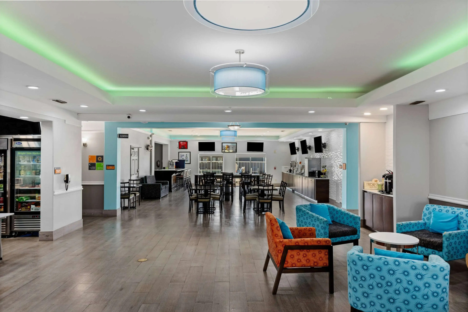 La Quinta Inn & Suites by Wyndham Raymondville
