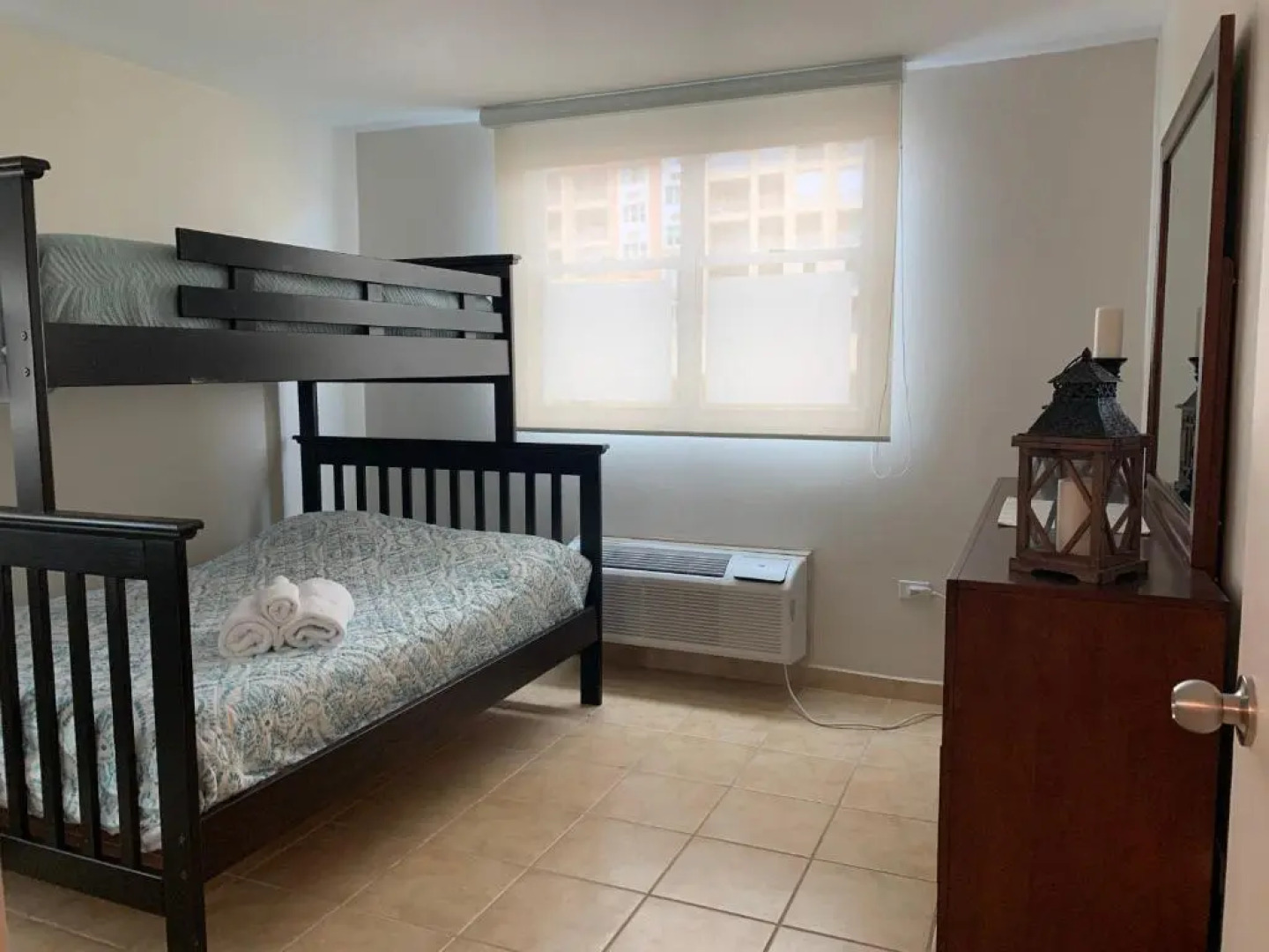 Oasis Luxury Penthouse with Ocean and Marina Views