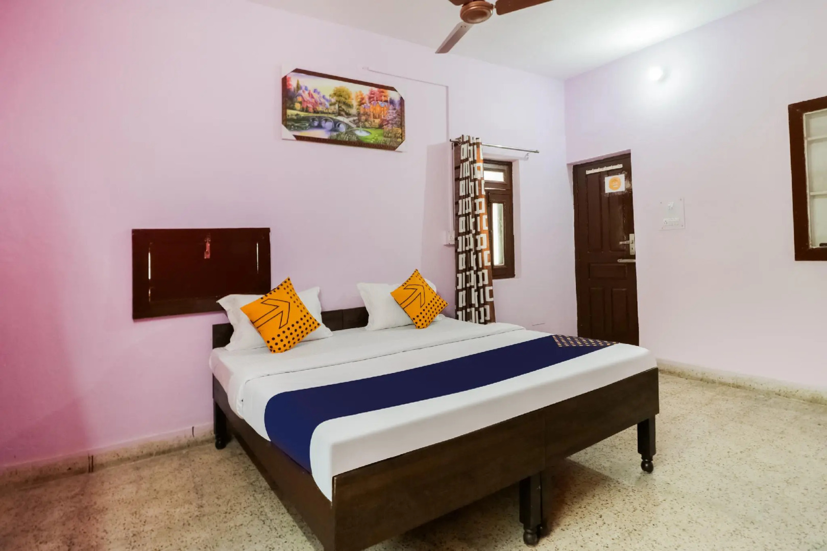 SPOT ON 66279 Hotel Luv Palace