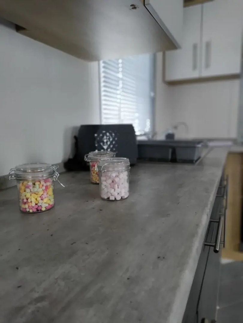 Modern 2 Bed Caravan in Forfar, Scotlan