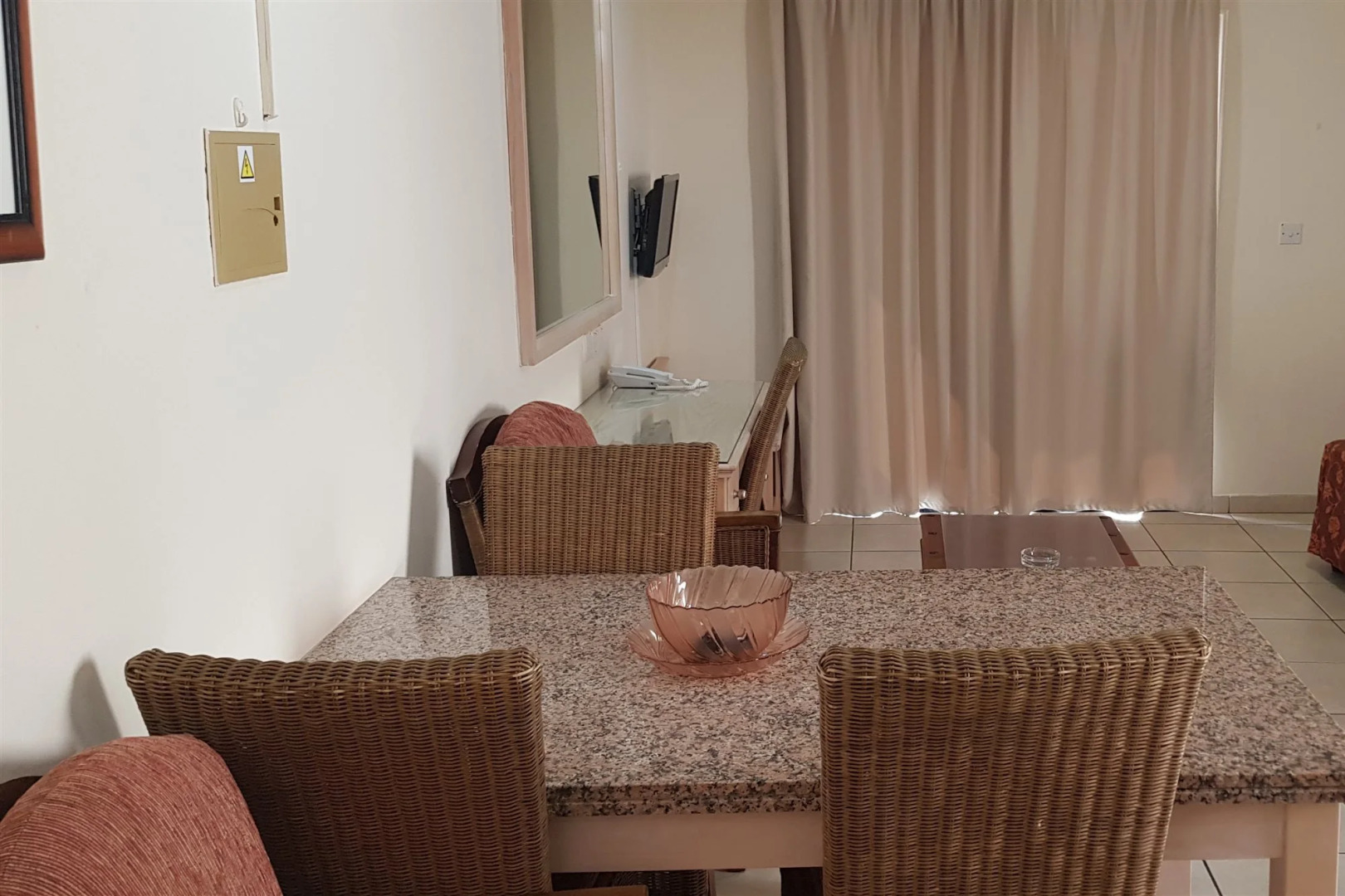 Senator Hotel Apartments - Adults Only