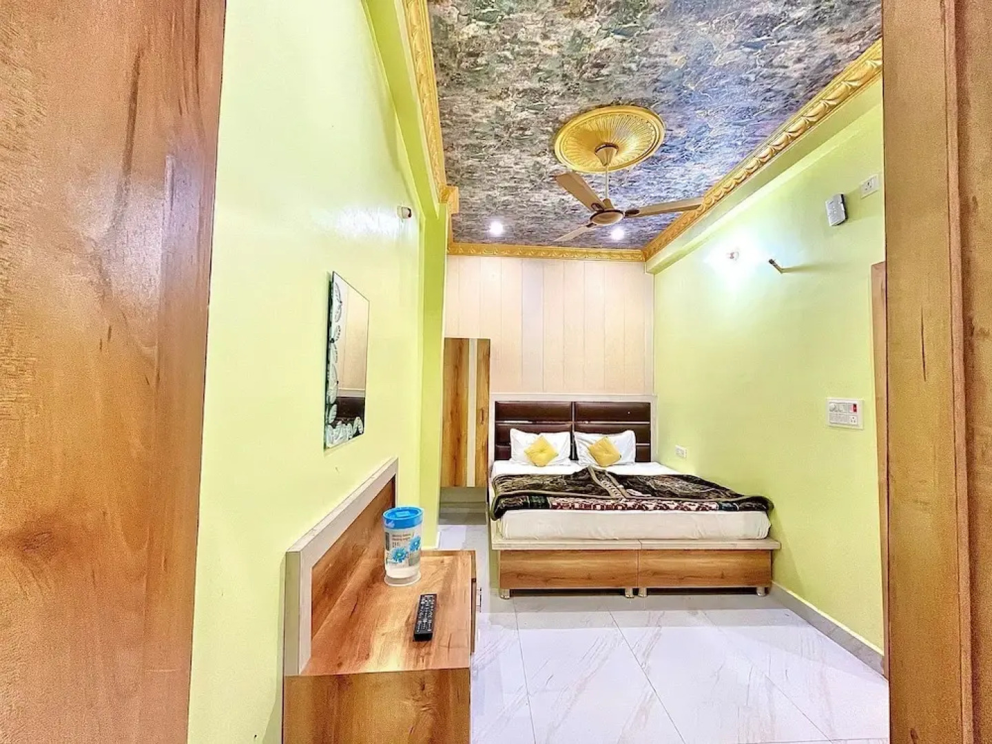 shree Ghanshyam palace