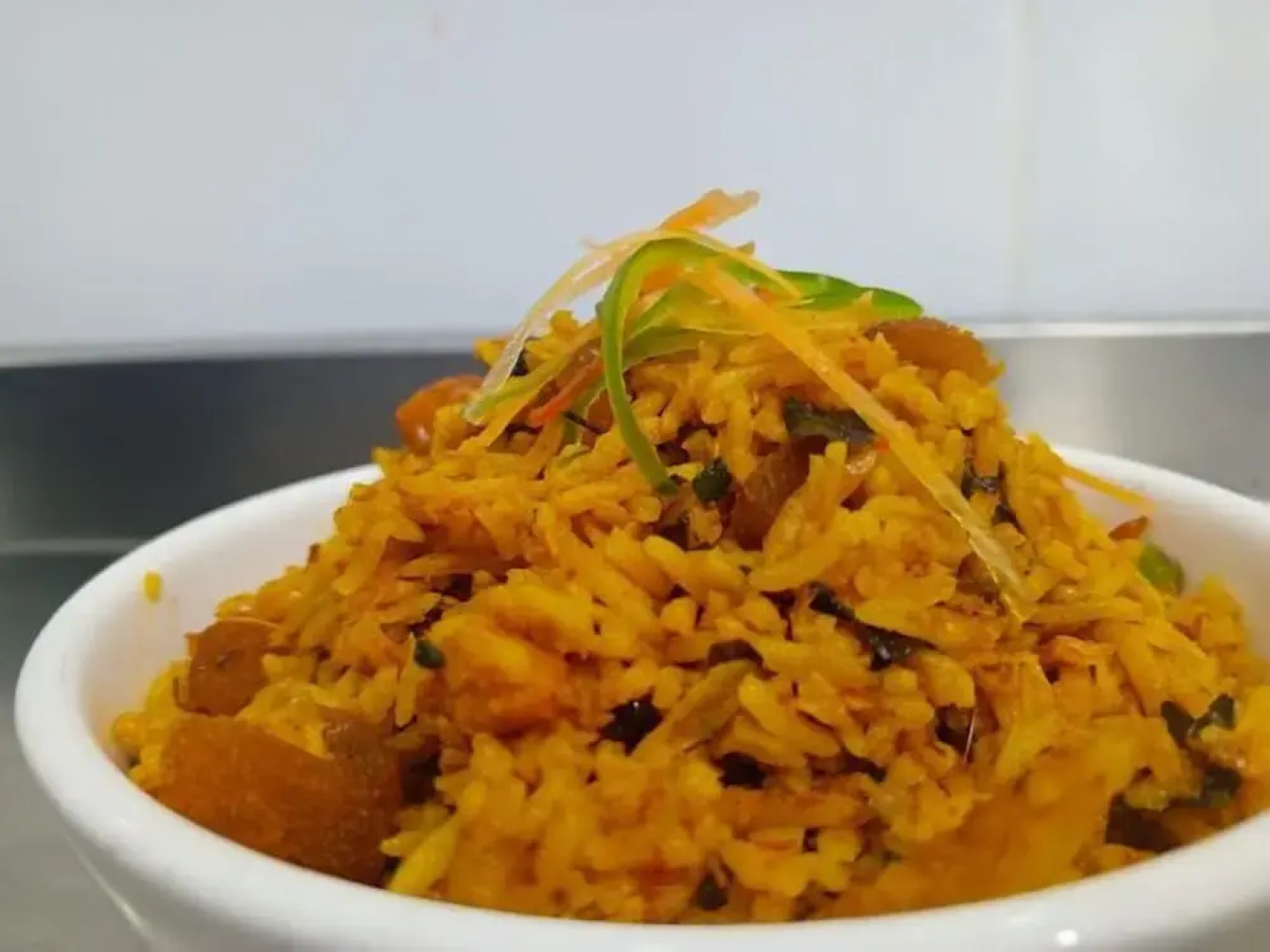 Apno Hotel and Suites