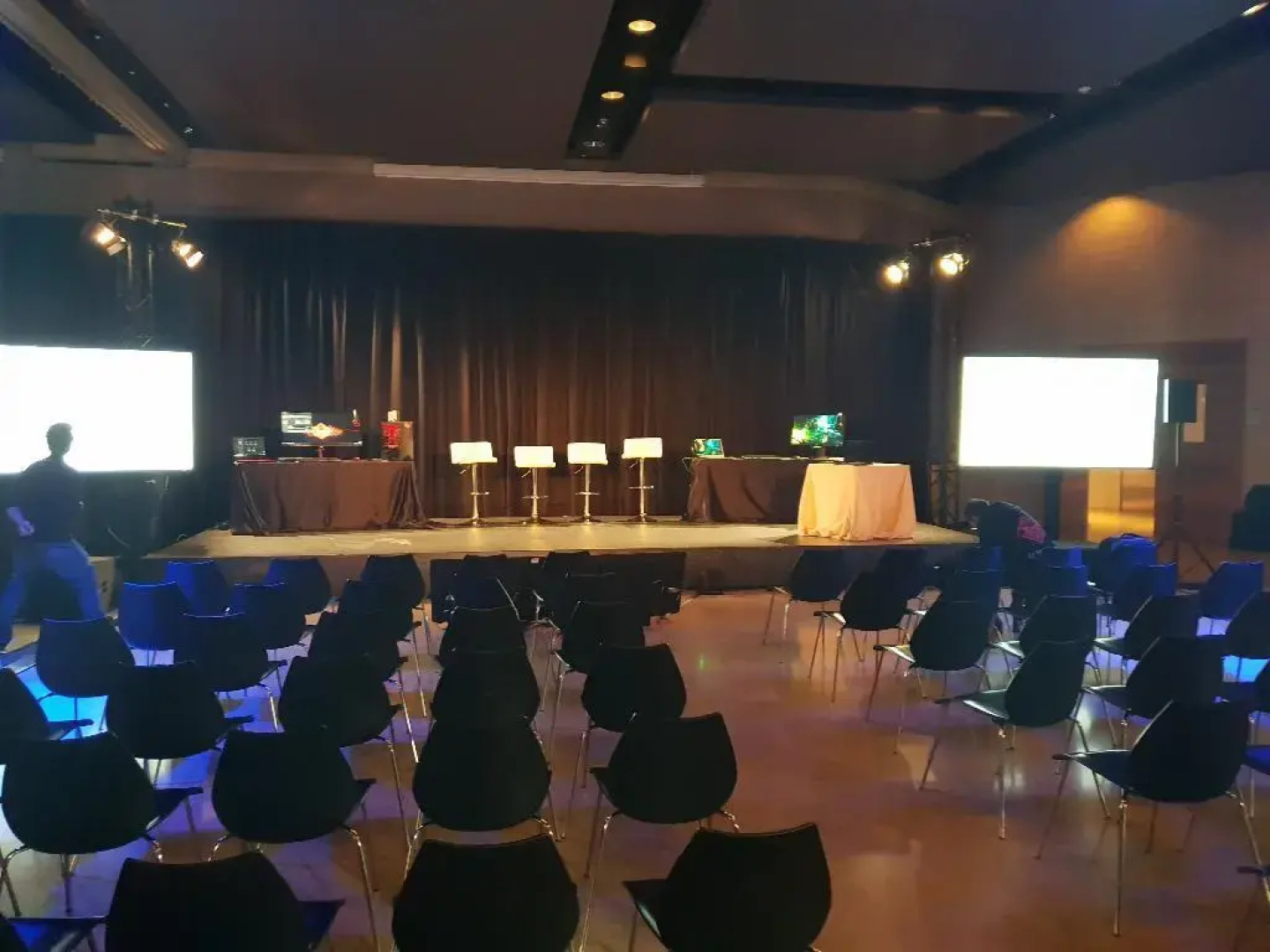 Qgat Suites & Events