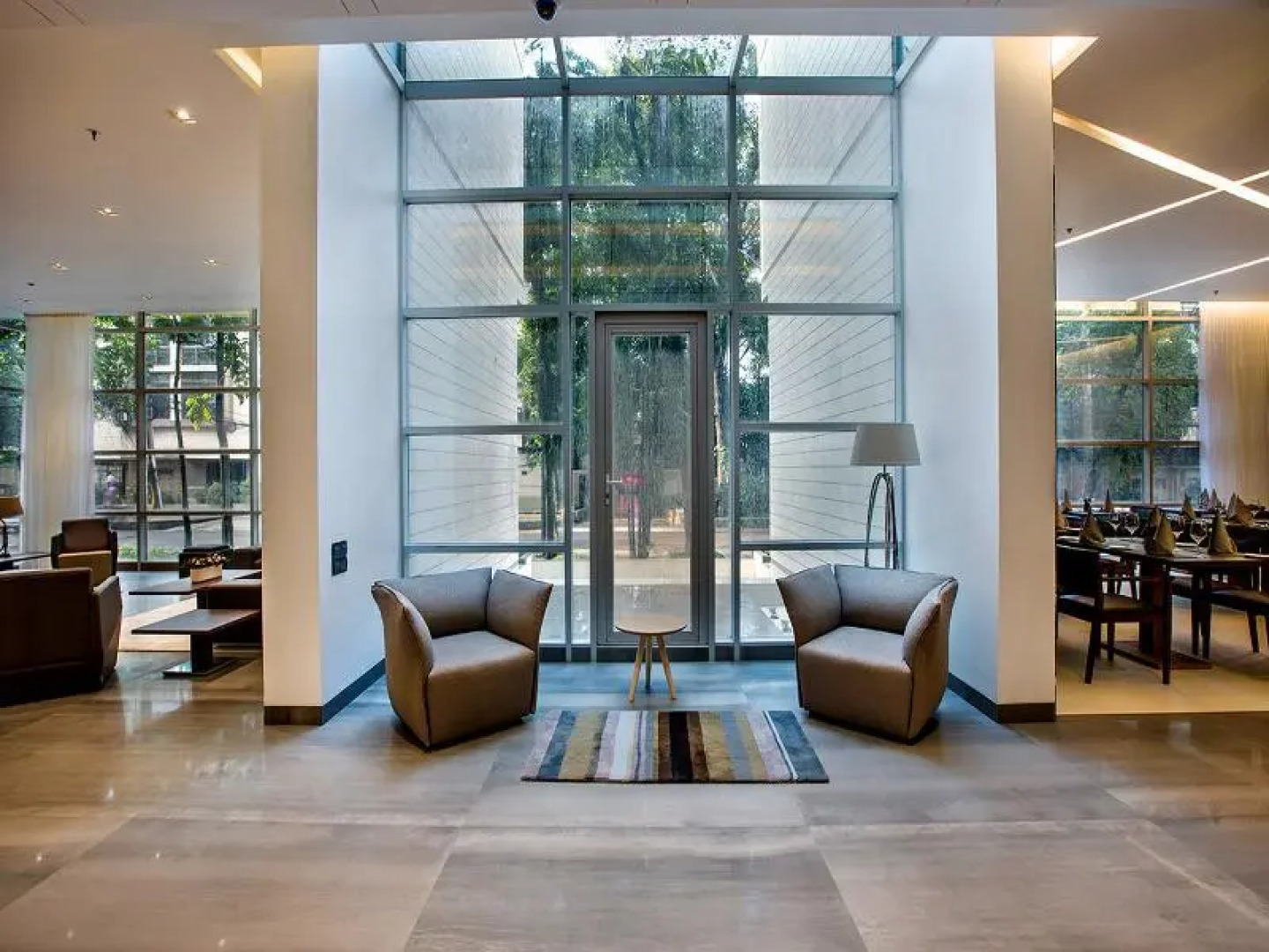 Space Apartments & Suites