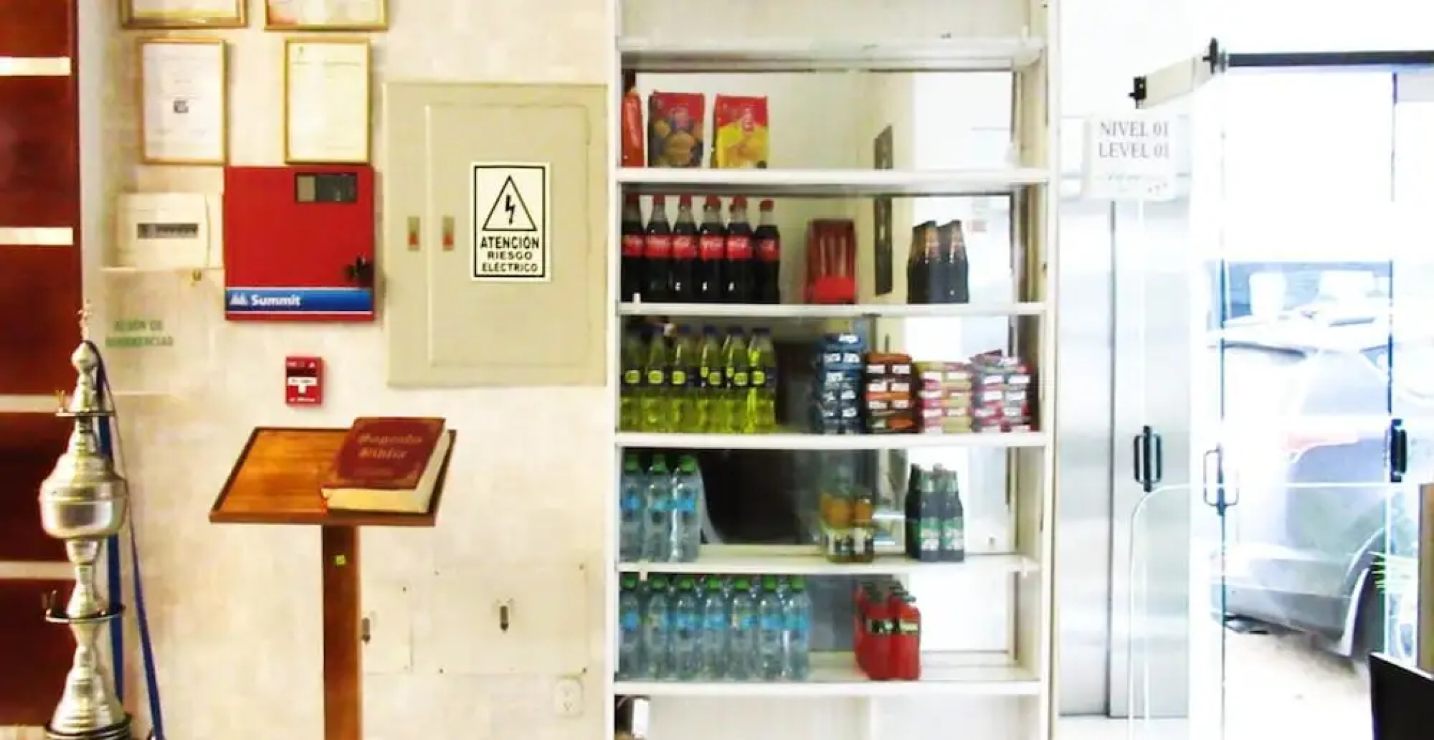 Aura Hotel