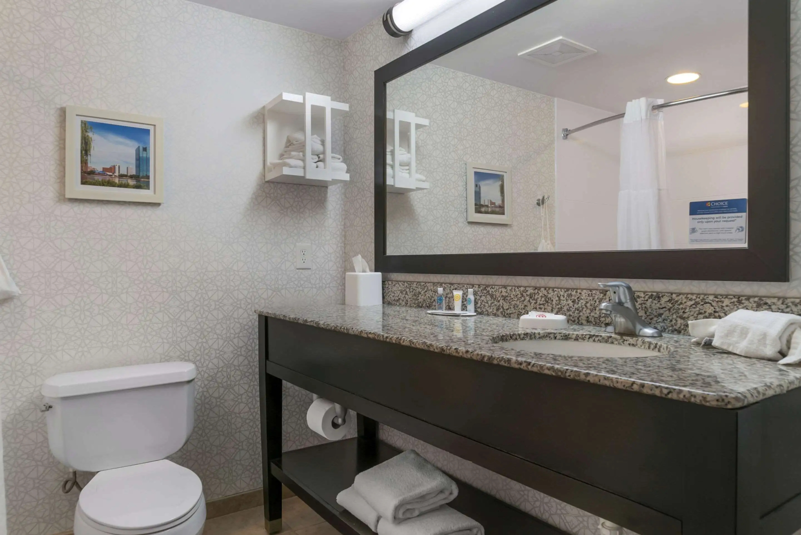 Comfort Inn & Suites Toledo North