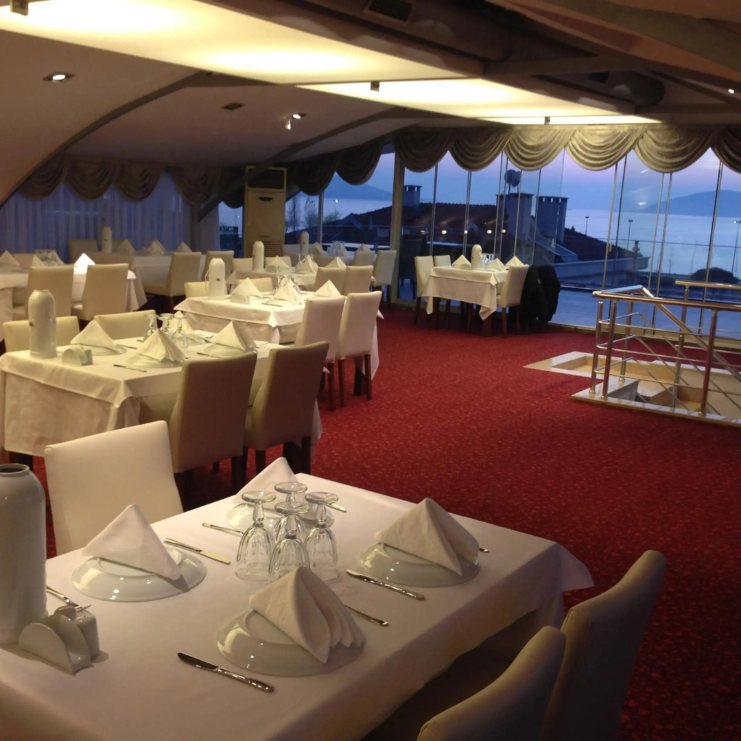 Dragos Island Hotel