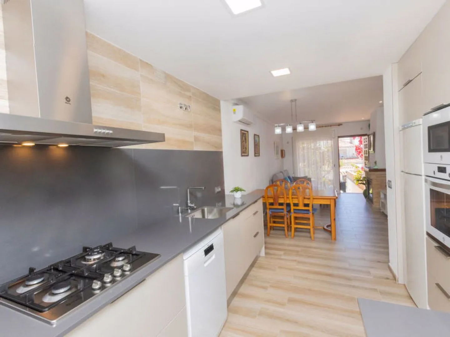 House Remedios Cunit