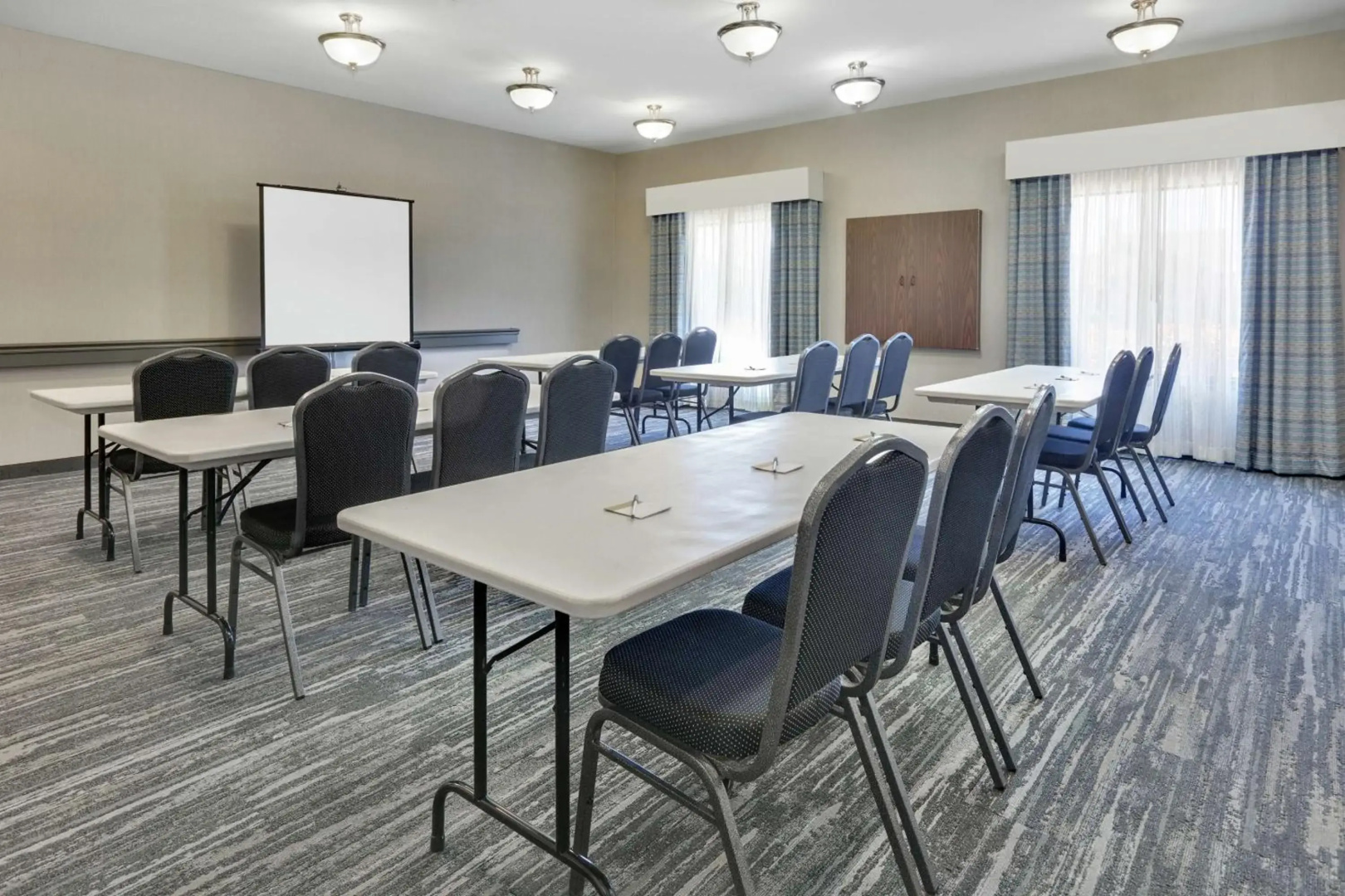 Hampton Inn & Suites Childress