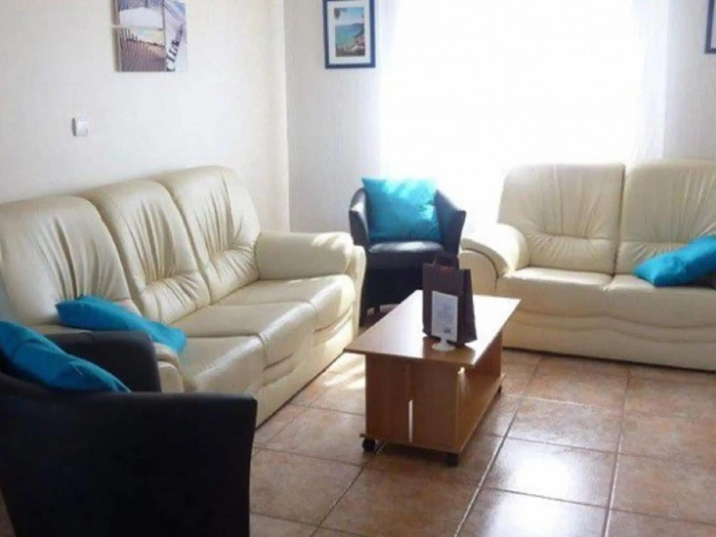Attractive holiday home in Moëlan-sur-Mer with garden