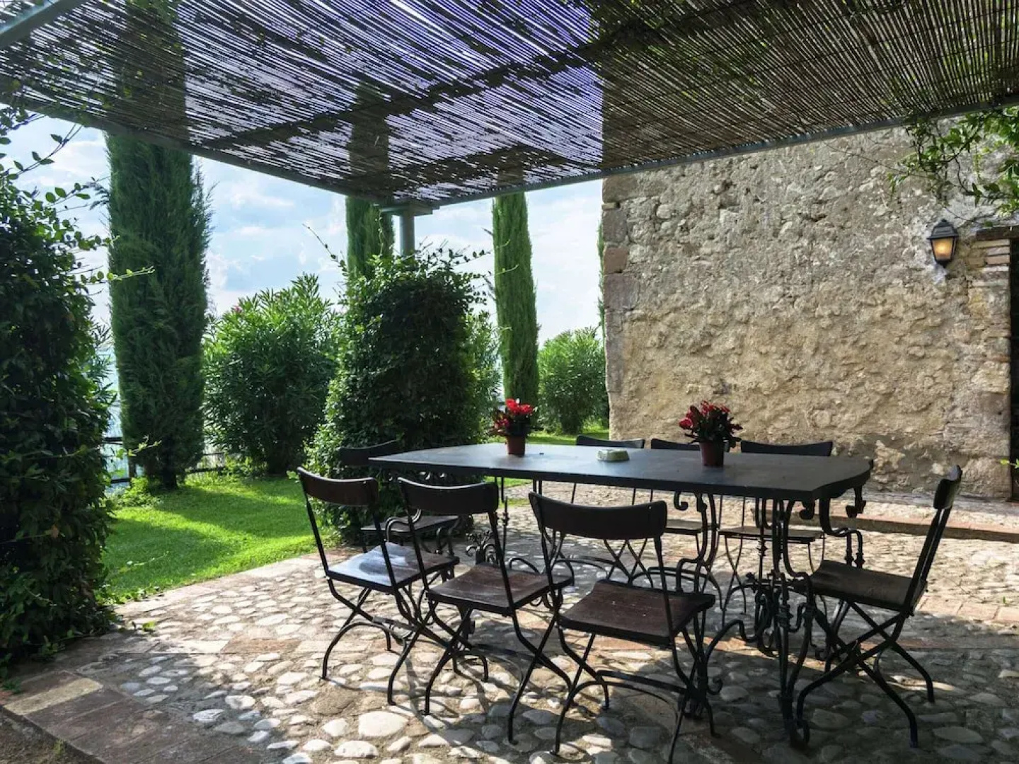 Villa in Rome With Pool & Garden