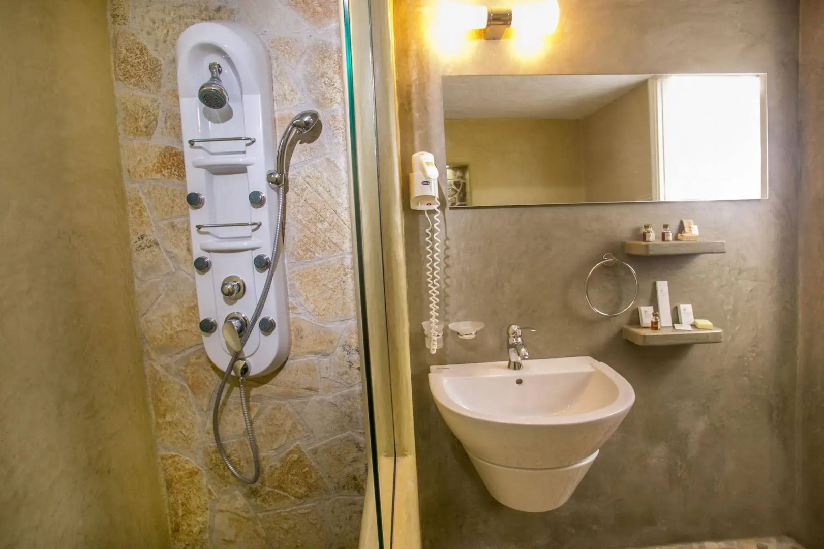 Tholaria Boutique Hotel