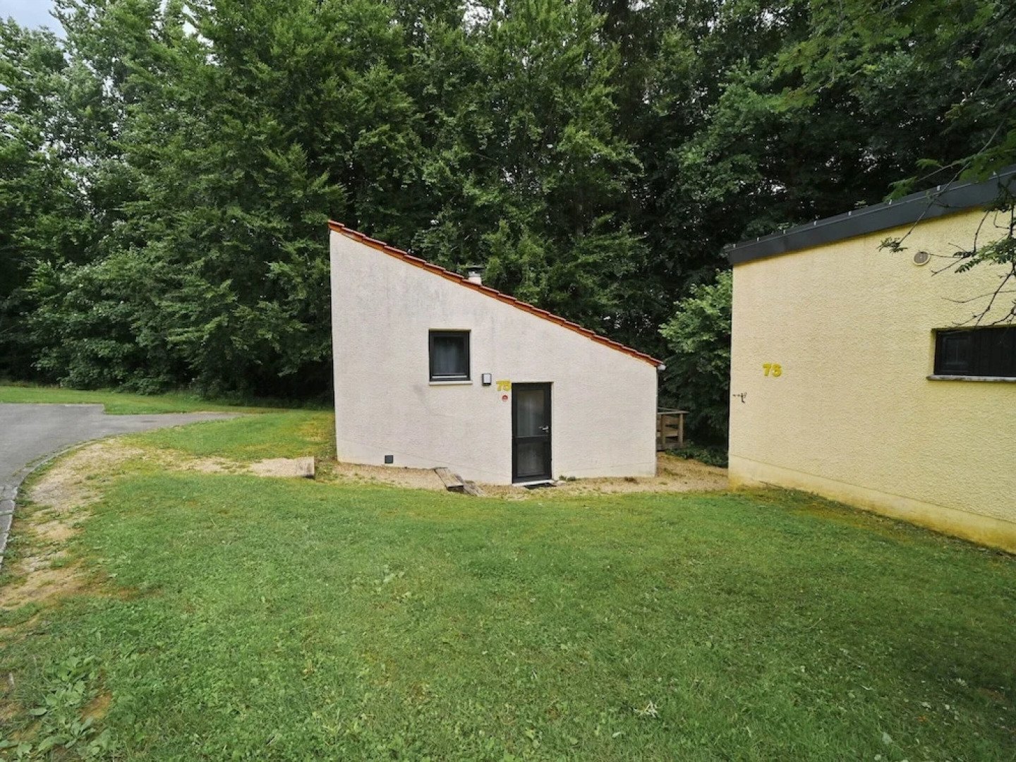 Bungalow in Virton by Vallee de Rabais Lake