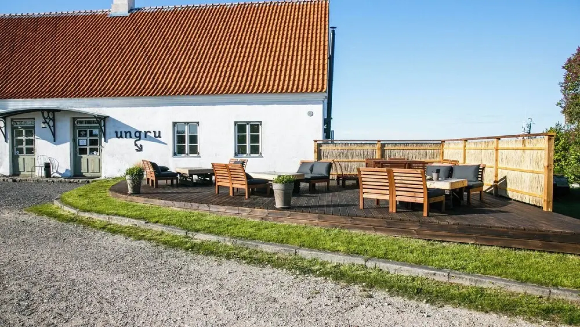 Ungru Guesthouse and Restaurant