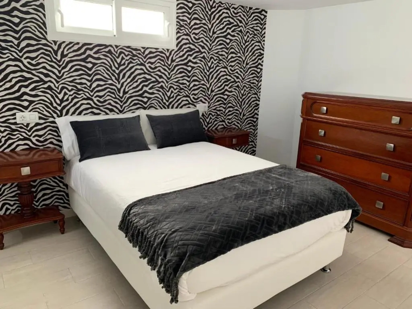 Princesa Ico 50 metros del mar