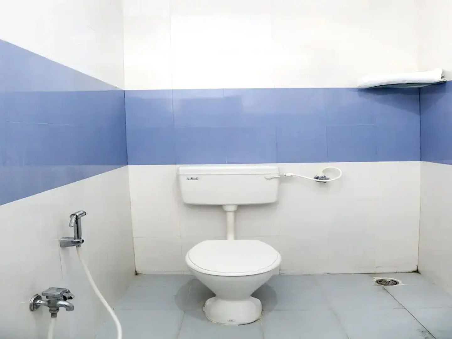 Collection O 14623 Travellers Inn