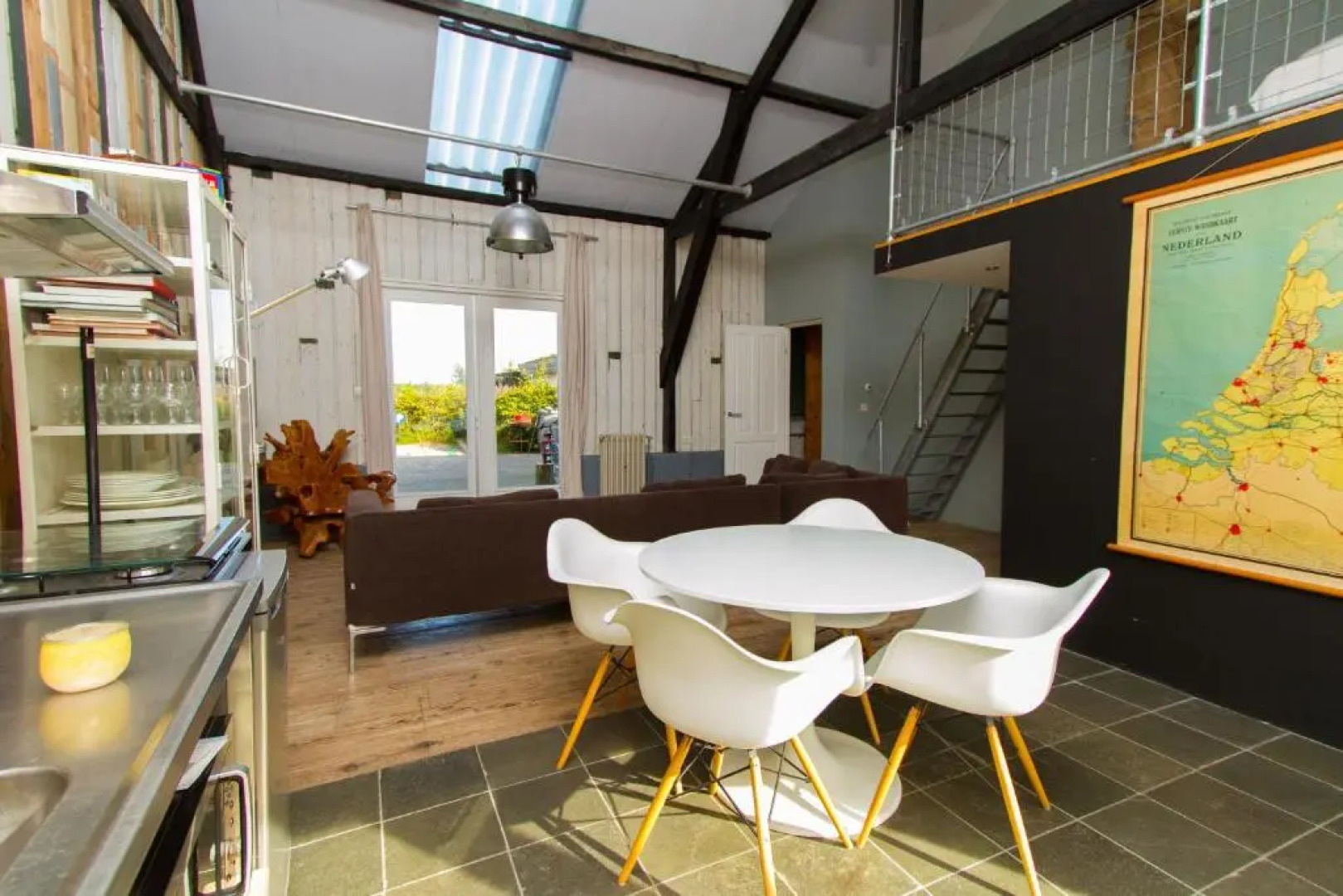 Paardenstal, Private House with wifi and free parking for 1 car