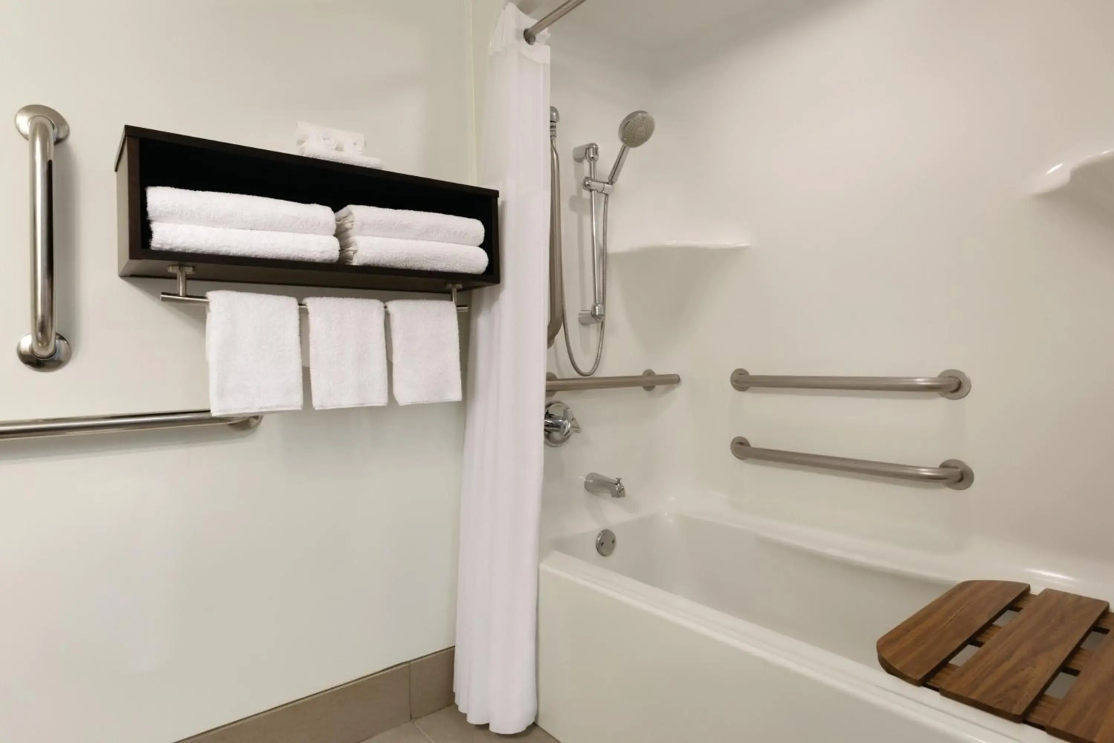Country Inn & Suites by Radisson, Brooklyn Park - Brooklyn Center, MN