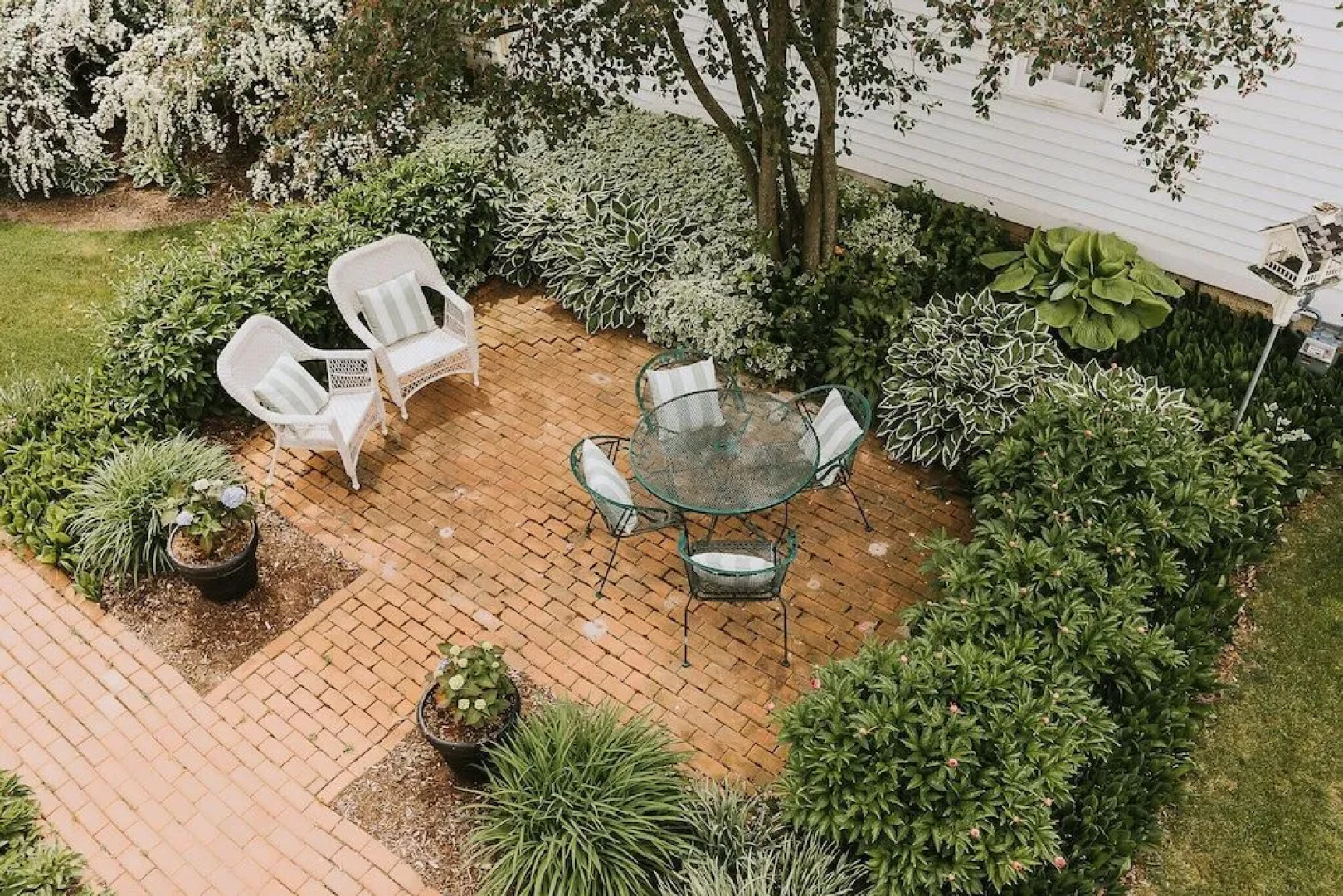 The Rochester Inn, A Historic Hotel