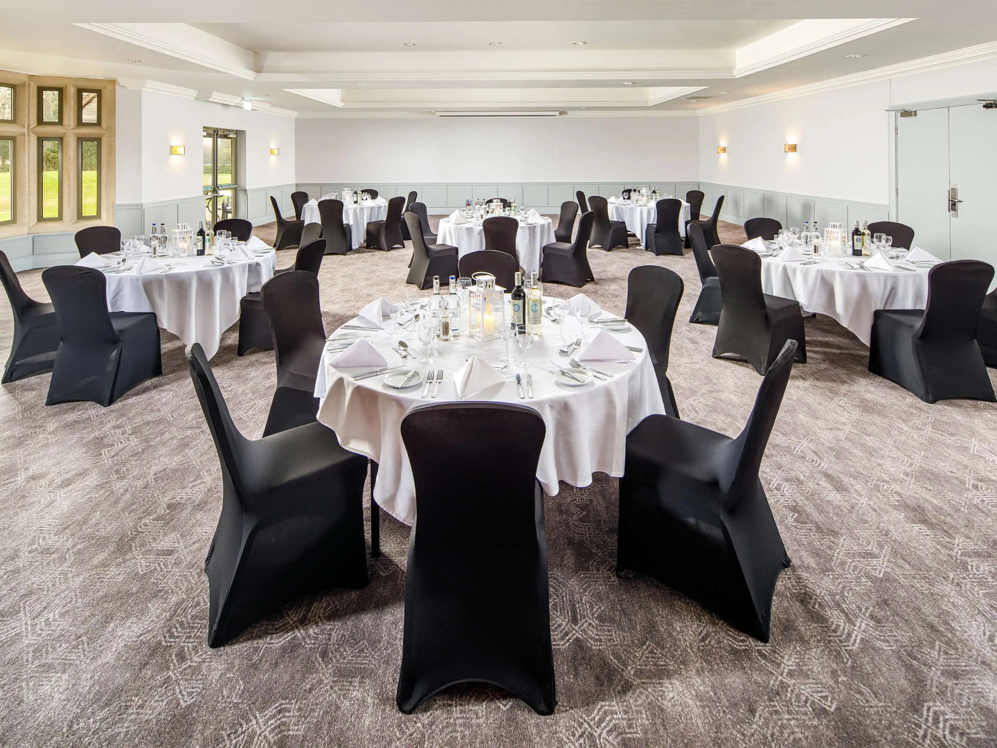 Отель The Cambridge Belfry
