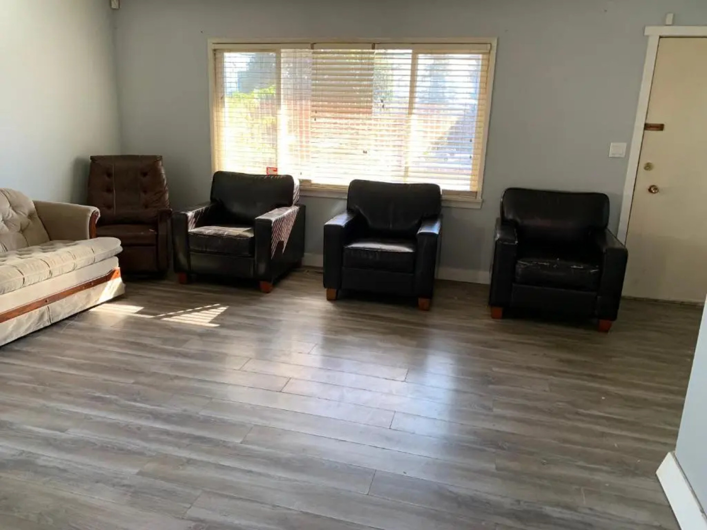 Abbotsford Room Rental