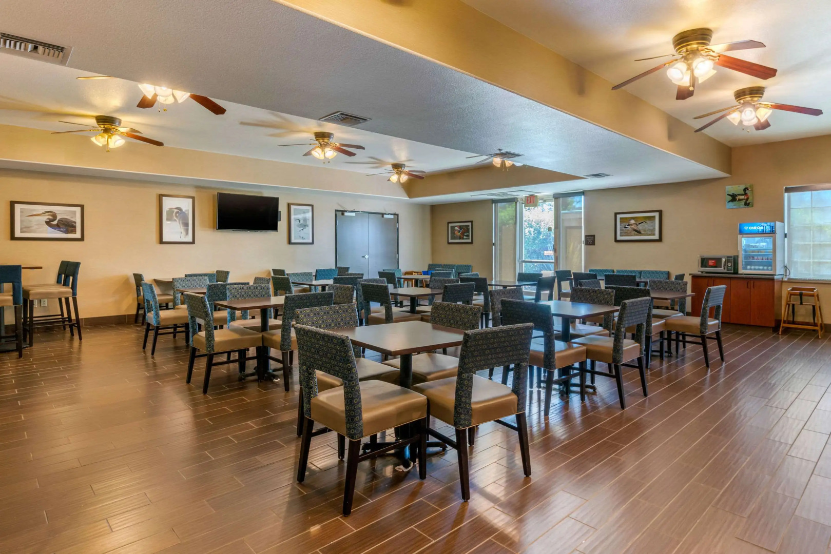 Comfort Inn & Suites Galt - Lodi North
