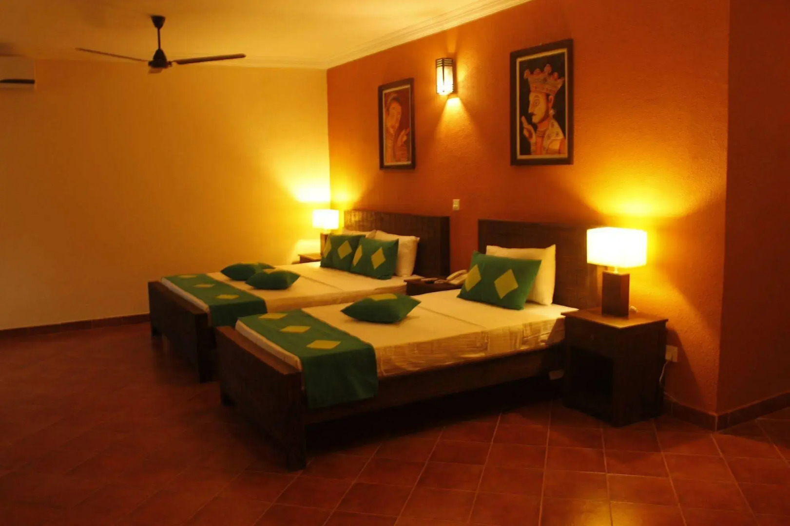 Serendip Stone Hotel and Bungalow