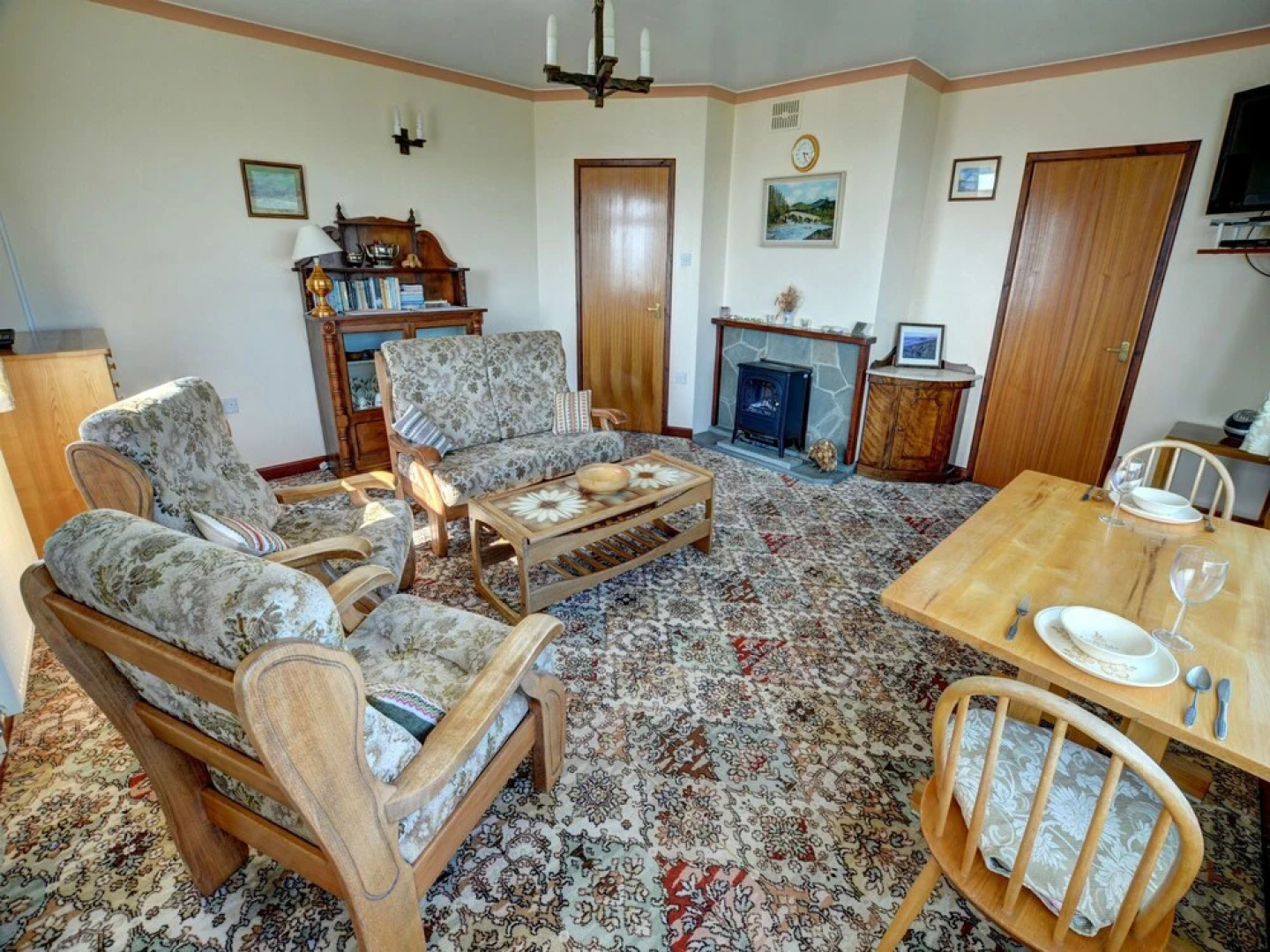 Apartment With Panoramic Views Across the sea Down to Grassholk and the Skomer Islands