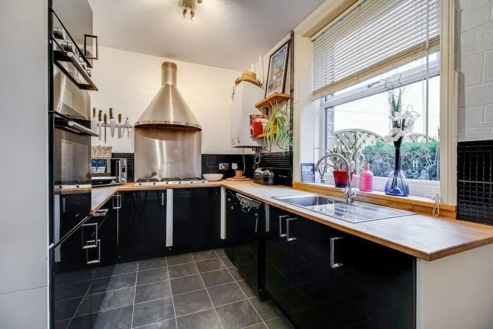 Cosy Walkers Retreat in Meltham Doggie Friendly