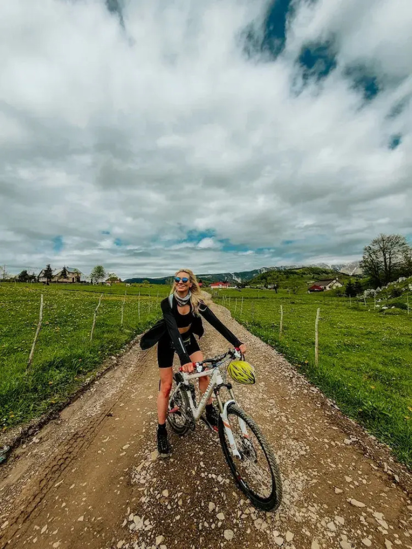 Ursa Mica Glamping Resort